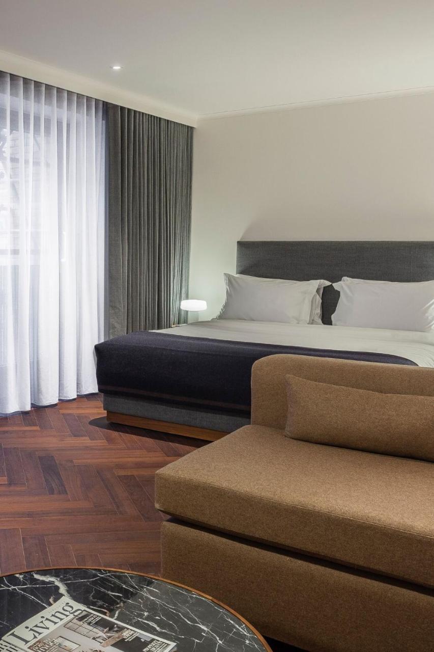 Hotel The Roseate Reading Esterno foto A bedroom at the hotel