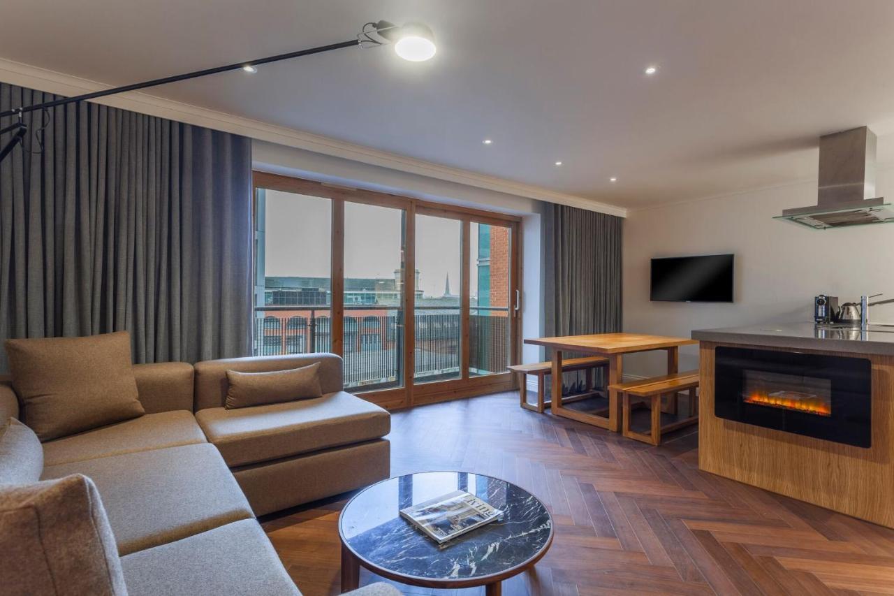 Hotel The Roseate Reading Esterno foto