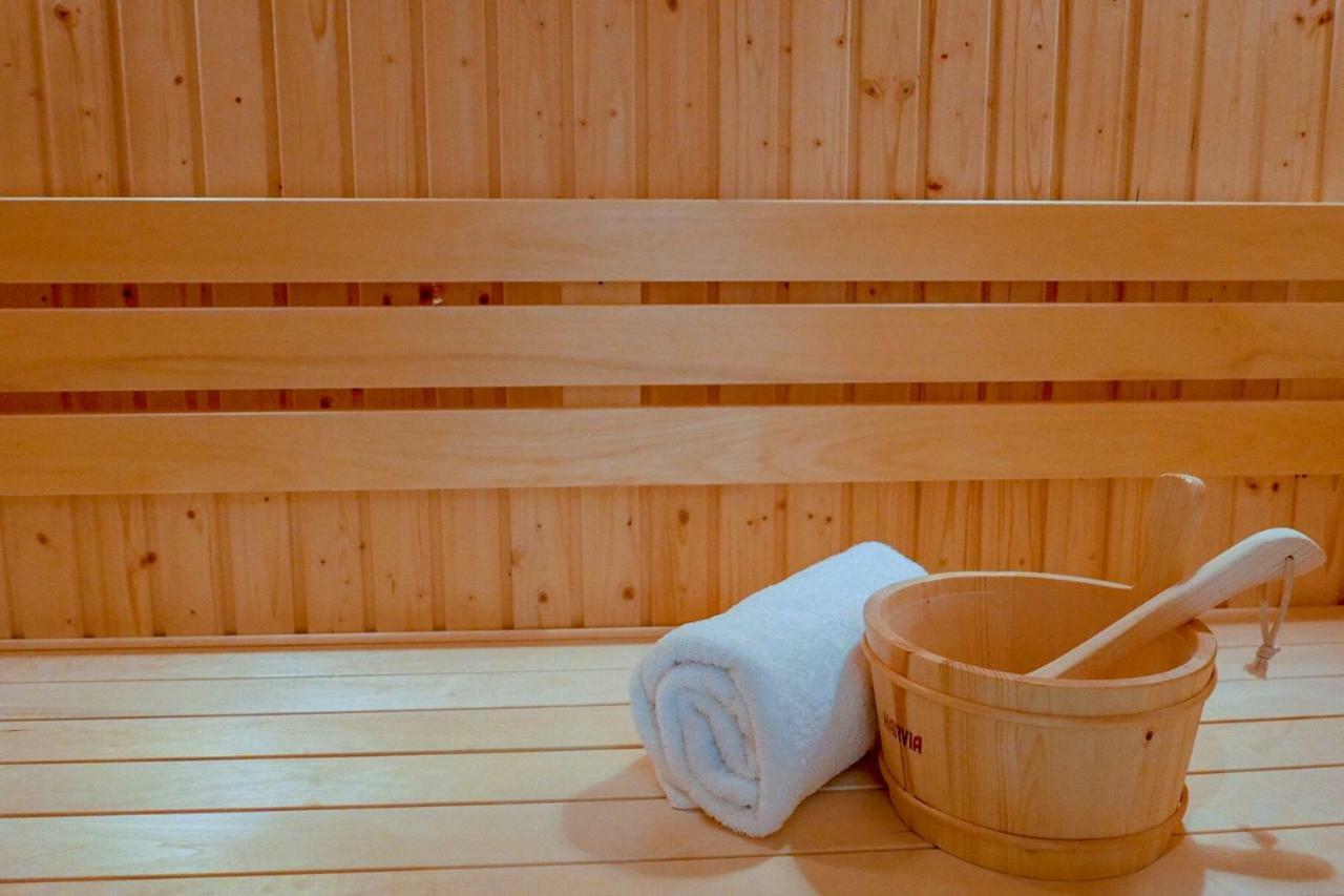 Hotel The Roseate Reading Esterno foto Sauna